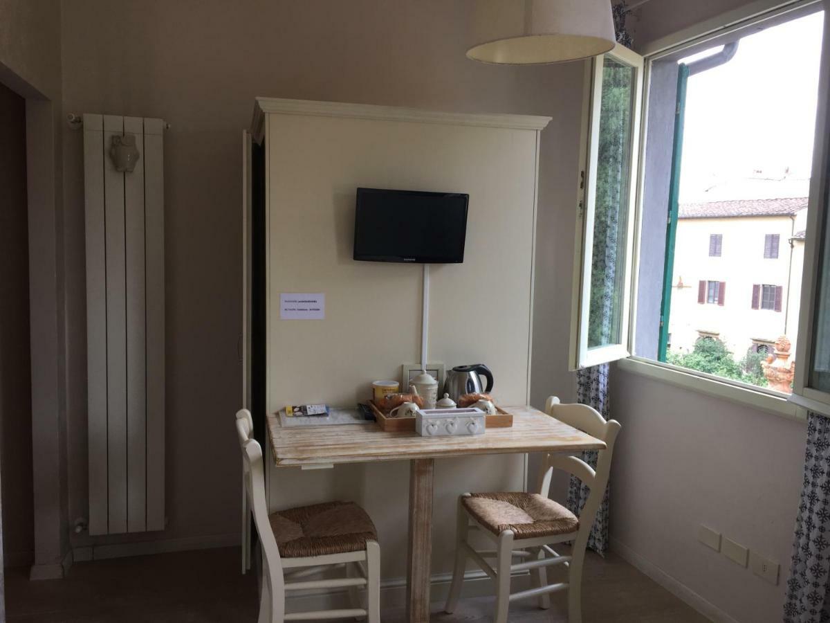 Studio In The Heart Of Florence酒店 外观 照片